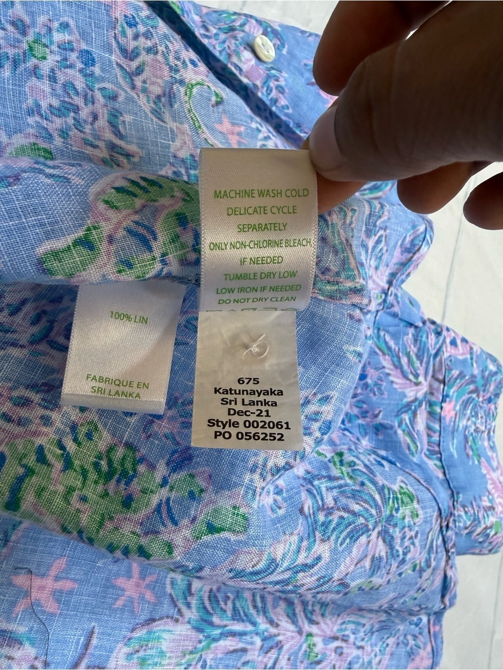 Lilly Pulitzer Sea View Linen Button Down Blue Peri women’s size small - Picture 15 of 16